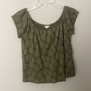 Off the shoulder, green lace top cape, and Jubie size small